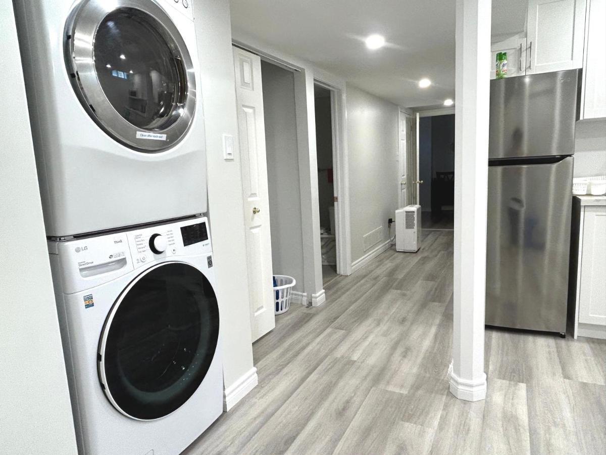 Perfect Location Comfort Private House Lower Level 2 Bedroom Unit Mississauga Exterior photo